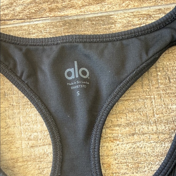 Alo Black ribbed Sports Bra - Picture 2 of 3